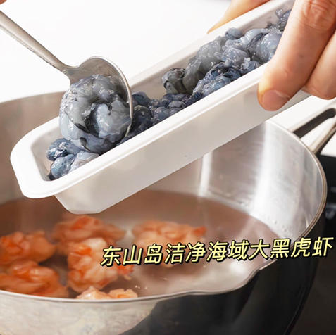 石家庄优选仓库速达，黑虎虾滑，外层虾蓉细腻顺滑，内里虾肉紧实弹牙，高达95%的虾肉含量，净重150g/盒 商品图2