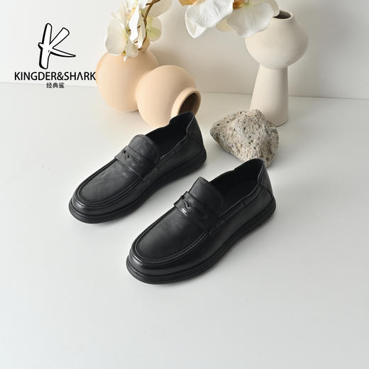 经典鲨2026年春季专柜新品男士黑色牛皮革舒适平底商务皮鞋KW361-613011 商品图3