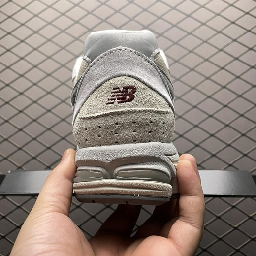 春季特惠💰470 纯原版本 # New Balance 新百伦 M2002R 复古休闲跑步鞋 商品图1