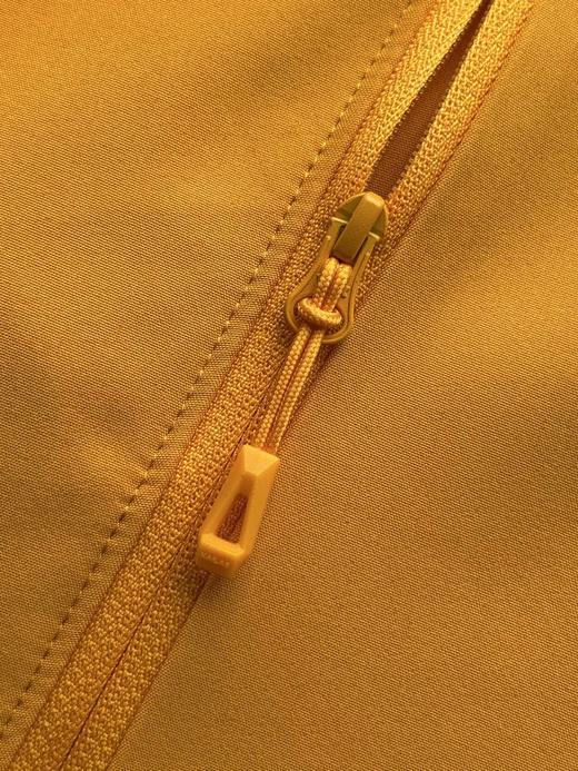 点此购买 凯乐石M8IC-MAX女士防风防泼水保暖户外登山连帽软壳外套 kad 341467 商品图13