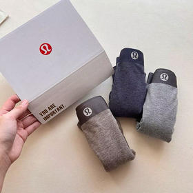 外贸原单正品露露礼盒装高档磨毛桑蚕丝露露——男士内裤

一盒3条装
颜色，蓝灰色，咖色，浅灰色
尺码L-4XL
(贴身衣物开盒后无质量问题不退换)