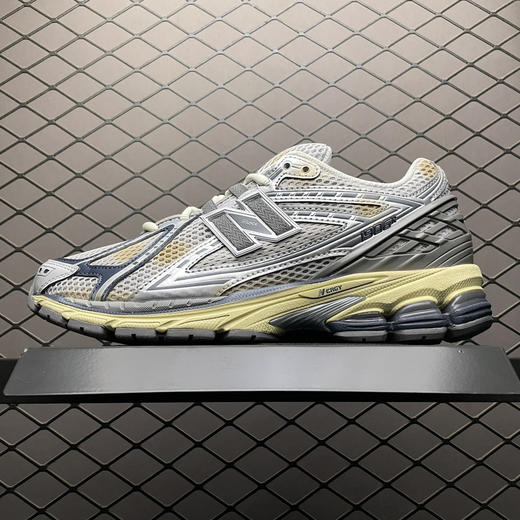 春季特惠💰470 纯原版本 # New Balance 新百伦 复古休闲跑步鞋 M1906 真正原厂数据开发 商品图0