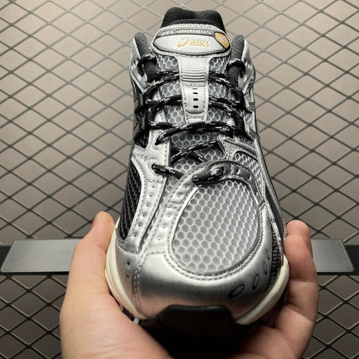 春季特惠💰390 Asics 亚瑟士 GEL-Nimbus 10.1 低帮运动休闲跑步鞋 商品图8