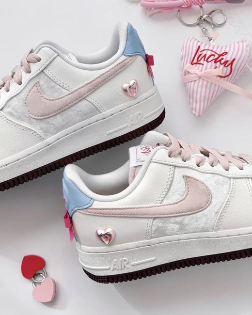 新年新气象，送自己一双！N*ke Air Force 1 马年定制款 情侣空军休闲运动鞋 商品图3