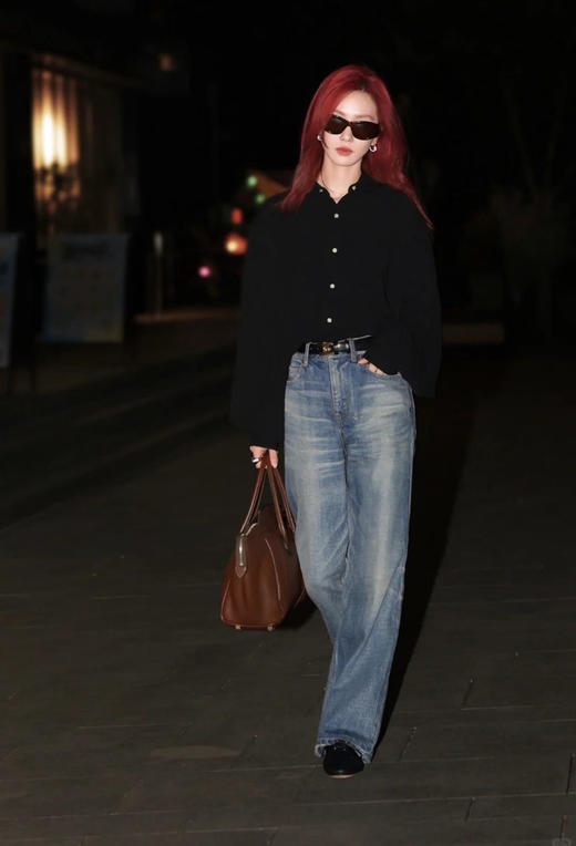 37-7 极限特惠48H 刘诗诗 ce经典 jolene 水洗磨白 中腰 微阔腿 牛仔裤 167/135能穿28码 商品图0