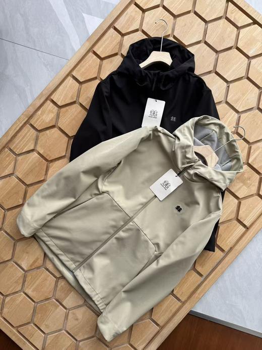 点此购买 可隆春秋季男女款防泼水户外休闲防风徒步外套 LL 341480 商品图0