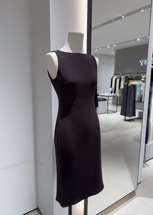 37-3 圆正限量 TH自在无界 垂坠三醋酸 修身无袖连衣裙 超气质鱼尾裙 商品图3