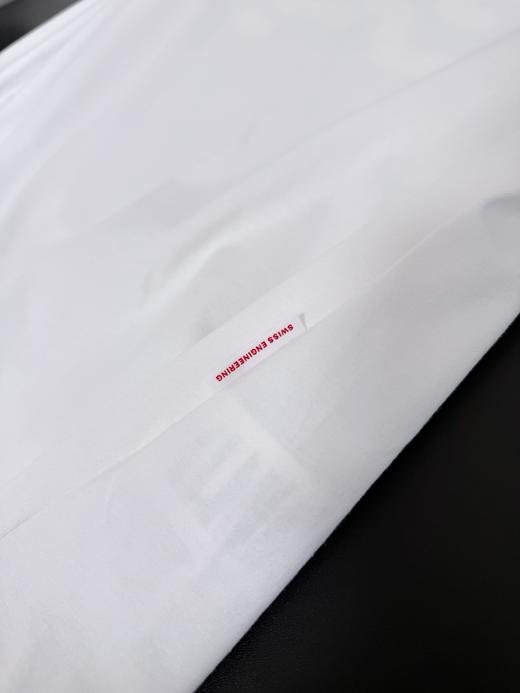 点此购买 On昂跑春秋季男女款马年限定长袖T恤 bk 341499 商品图12