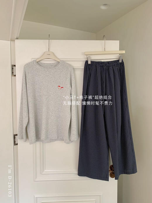 可家居可外穿~小马格子遛弯衣 纯色小马刺绣T+格子裤 懒人休闲套装 随性休闲百搭 商品图7