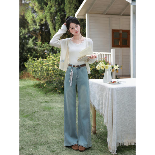 鹿向南「丹宁艺术家」洋气蓝色牛仔裤女春夏新款宽松微喇长款裤子 商品图1