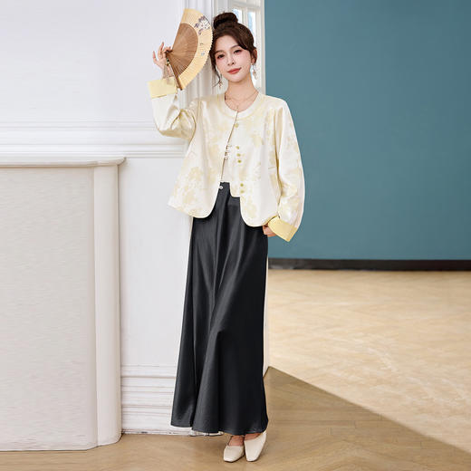 新中式提花圆领单排扣外套女春宽松洋气上衣半裙套装SSQJRA1280-6 商品图3