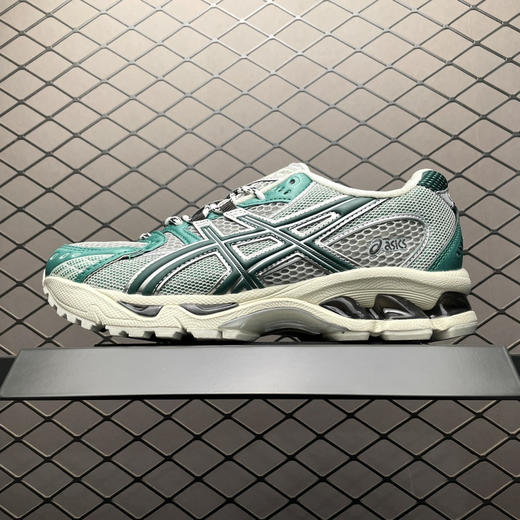 春季特惠💰390 Asics 亚瑟士 GEL-Nimbus 10.1 低帮运动休闲跑步鞋 商品图0