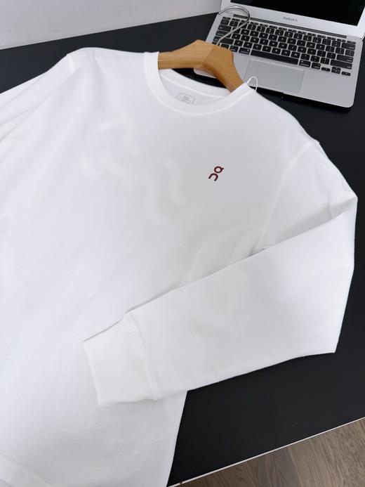 点此购买 On昂跑春秋季男女款马年限定长袖T恤 bk 341499 商品图8