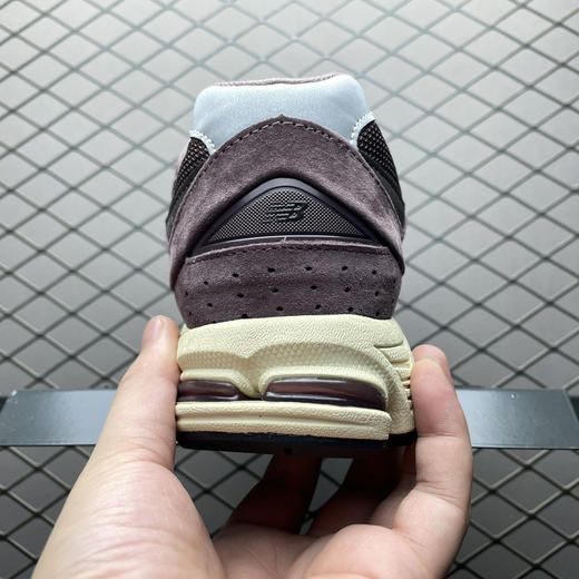 春季特惠💰470 纯原版本 # New Balance 新百伦 M2002R 复古休闲跑步鞋 商品图1