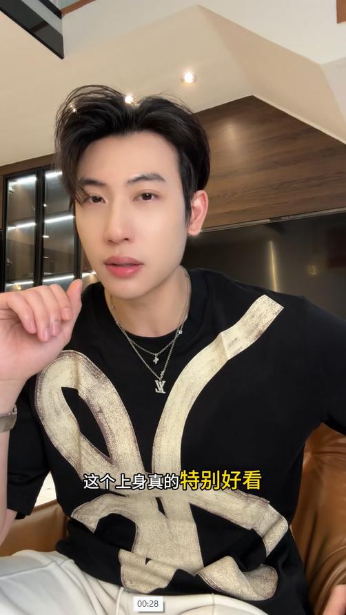 T492不规则婉婷线条设计感男士黑色宽松黑白设计师圆领街头T恤 商品图0