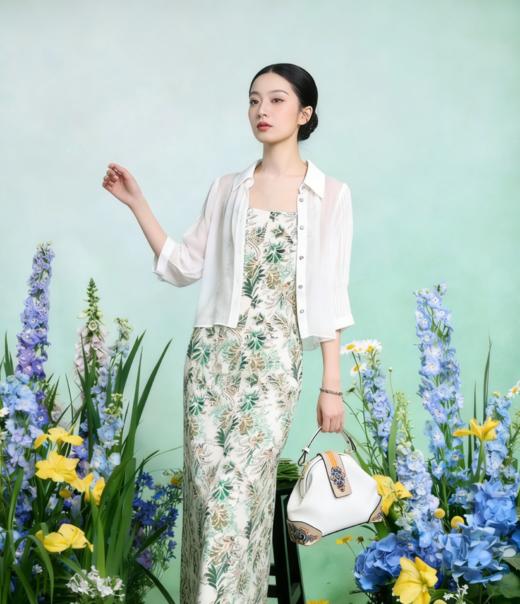 HJ2A03_皓色_开衫_春夏_复古翻领短款单排扣七分袖显瘦上衣_高级女装_BERNIEELEN 伯妮斯茵 商品图5