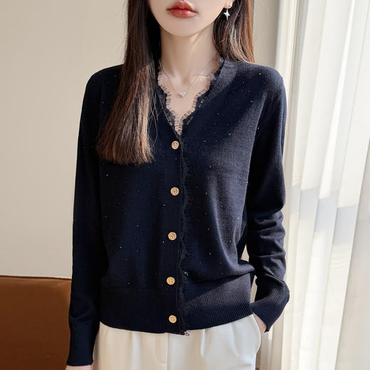 百媚生 小香风蕾丝边V领针织衫女长袖薄款开衫NJR-609A-38 商品图2