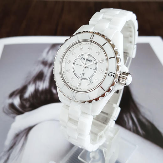 【95新】CHANEL 香奈儿H1628石英机芯日期显示33MM（女款）J12系列陶瓷270226NJS06 商品图2