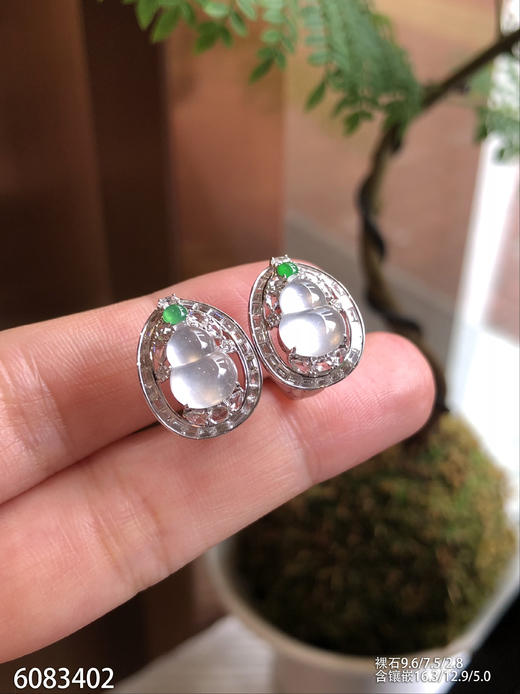 6083402，葫芦耳钉。具体价格微信咨询 商品图1