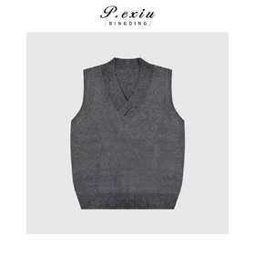 03-2潘依绣丁丁宠粉韩系设计感软糯针织V领无袖针织背心Q23365