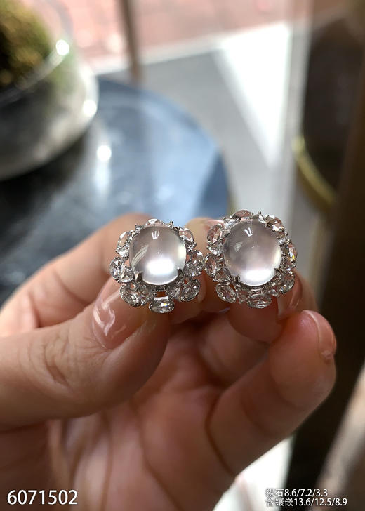 6071502，蛋面耳钉。具体价格微信咨询 商品图3