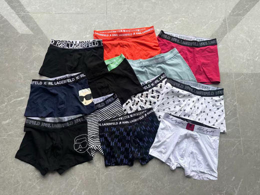 全新正品KARL LAGERFELD老佛爷棉氨纶弹力透气男士平角短裤3条包邮

26年新款 料子极好 官网单条要近19美金

尺码XS-XL

三条包邮，颜色随机 商品图0