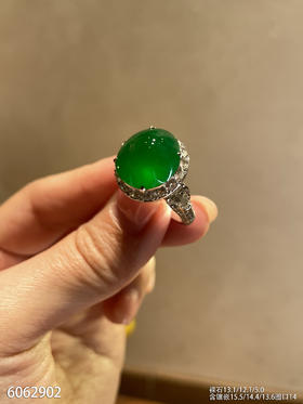 6062902，蛋面戒指。具体价格微信咨询