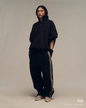 阿迪达斯联名FOG 三道杠神裤