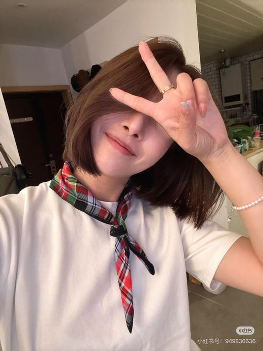 【女神节专享福利】西太后小方巾 一盒四条装 商品图0