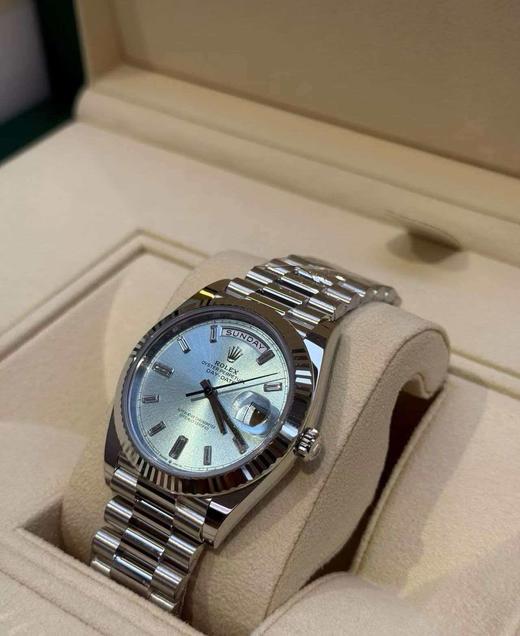 【女神节专享福利】劳力士DD星期日历型当中最奢华低调的一款冰蓝盘铂金腕表40mm表径瑞士机芯 商品图1