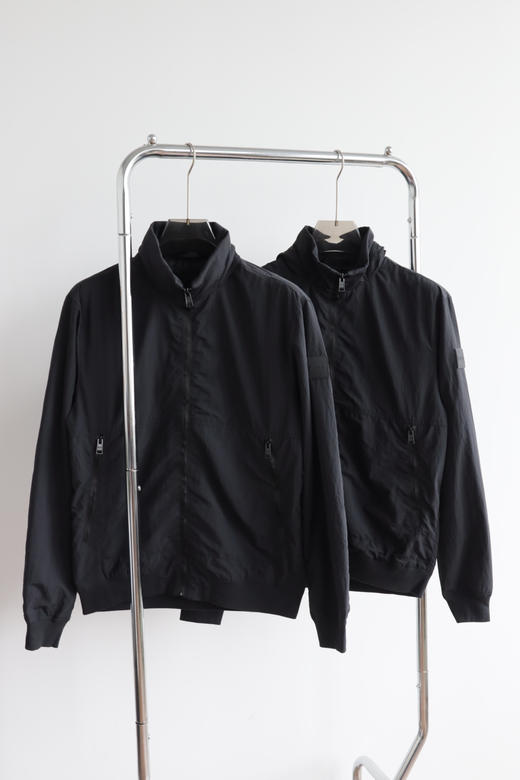 H.B 春季新款 可收纳连帽全黑机能夹克  WT986 商品图2