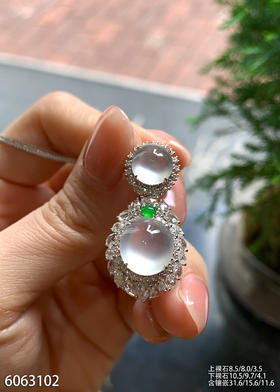 6063102，蛋面吊坠。具体价格微信咨询