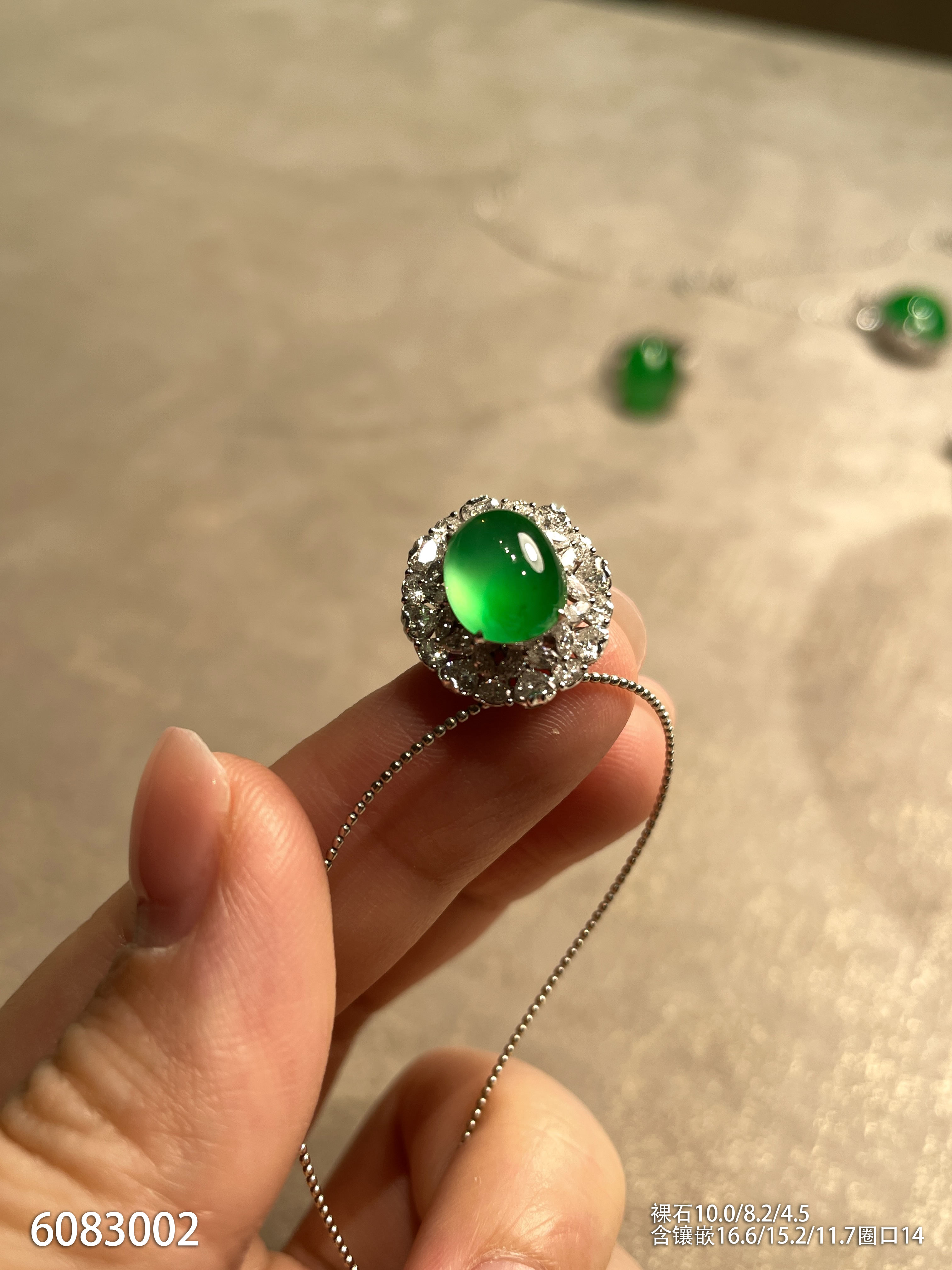 6083002，蛋面戒指。具体价格微信咨询