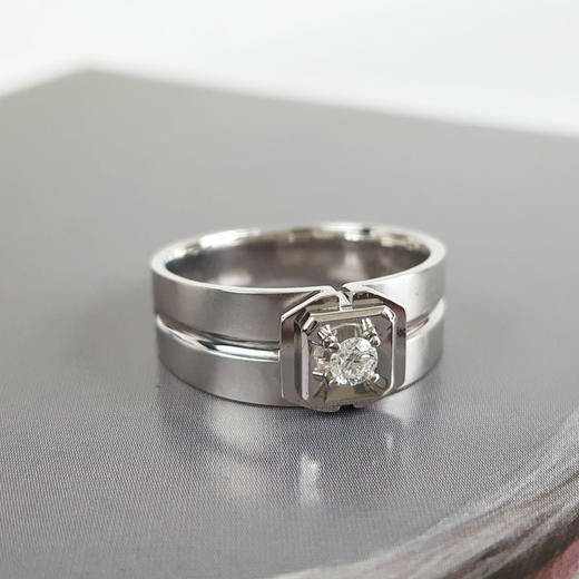 【天然正品】AU750白金时尚经典款0.118克拉钻石戒指16号（戒圈可改）280226NJM07 商品图2