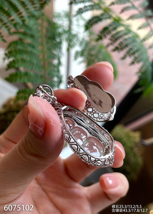 6075102，福豆吊坠。具体价格微信咨询 商品图6