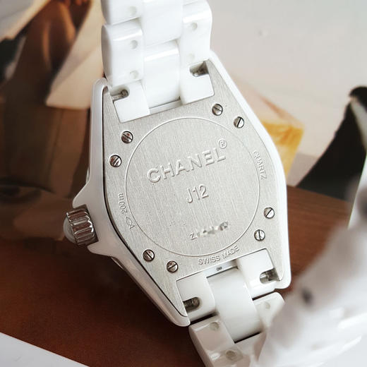 【95新】CHANEL 香奈儿H1628石英机芯日期显示33MM（女款）J12系列陶瓷270226NJS06 商品图7