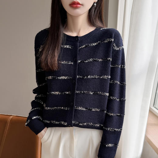 百媚生 小香风条纹薄款针织开衫纽扣毛衣NJR2-2188-37 商品图2