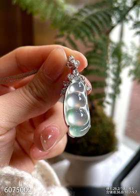 6075002，福豆吊坠，具体价格微信咨询