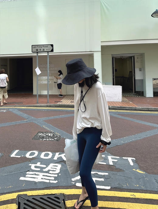 AMTN正版肯豆T松松弛感云朵防晒T恤 商品图3