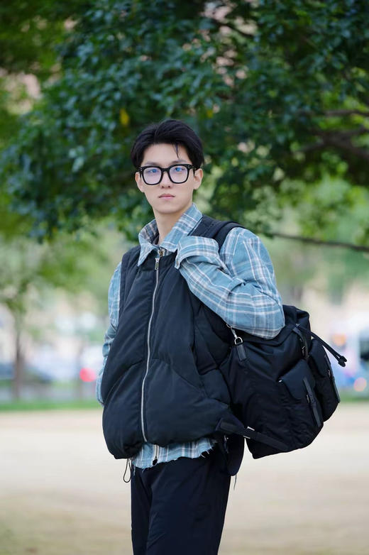 39-1 渠道货 怕打男女同款双肩包 新款双口袋 可单肩可双肩 商品图2