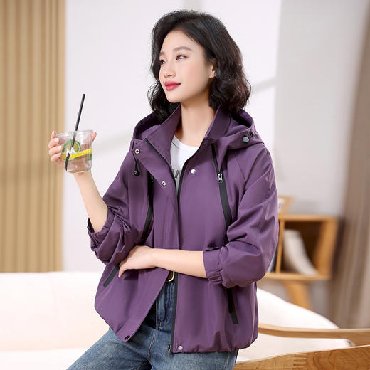 百媚生 小个子宽松休闲百搭连帽紫色外套风衣BKNJL2650 商品图3