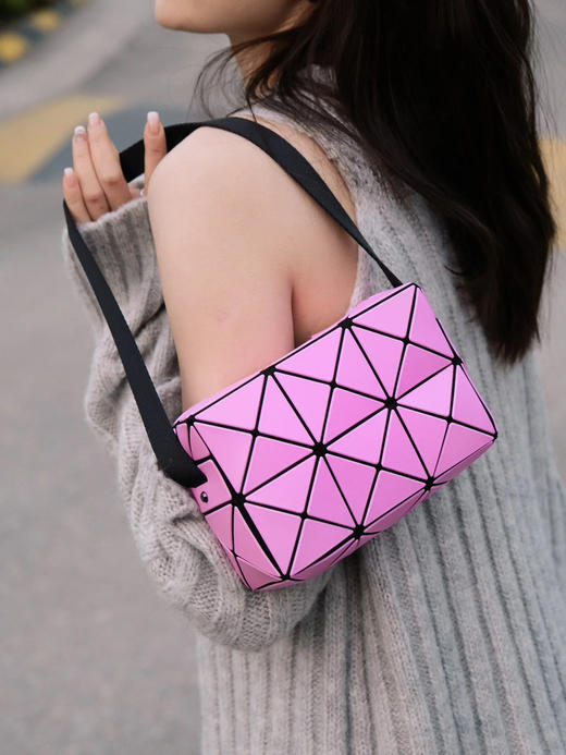 ISSEY"MIYAKE三宅丘比特小方包斜挎包 商品图1