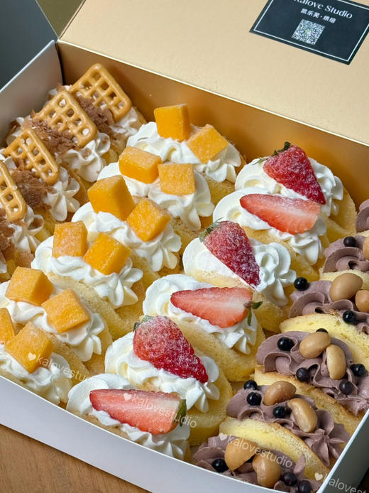 奶呼呼奶油抱抱卷（当天一点左右出炉，着急慎拍） 商品图0