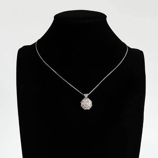【天然正品】AU750白金经典简约设计师款0.90克拉群镶钻石吊坠项链 链长：45CM（皆取最大值）231225TJ43 商品图6