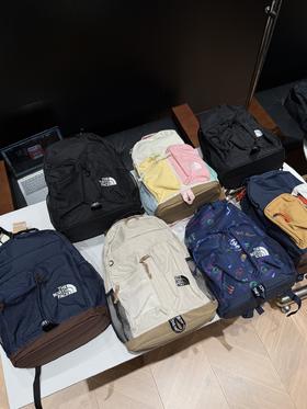 一店d 来吧❗The North Face 双肩包 儿童成人款两个尺寸可供选择 全能通勤&上学神器 新出口订单