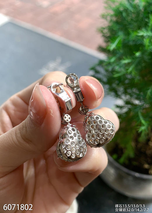 6071802，葫芦耳坠。具体价格微信咨询 商品图5