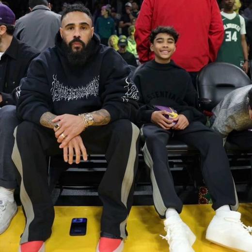 阿迪达斯联名FOG 三道杠神裤 商品图6