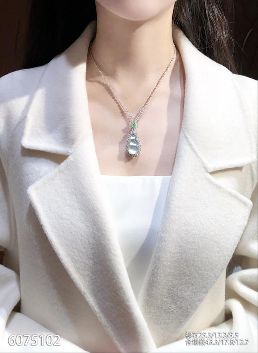 6075102，福豆吊坠。具体价格微信咨询 商品图4