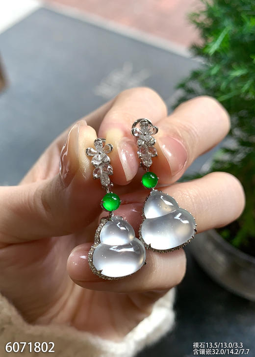 6071802，葫芦耳坠。具体价格微信咨询 商品图2