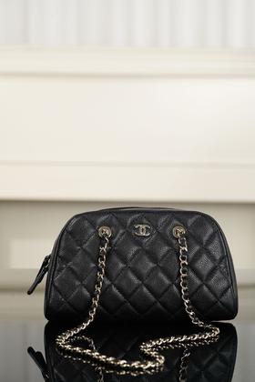 香奈儿 26P系列 链条手拿包 黑金